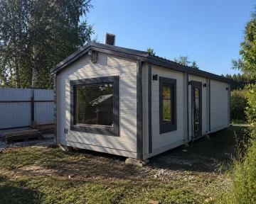 Мобильная баня 8×3.5 м из профилированного бруса